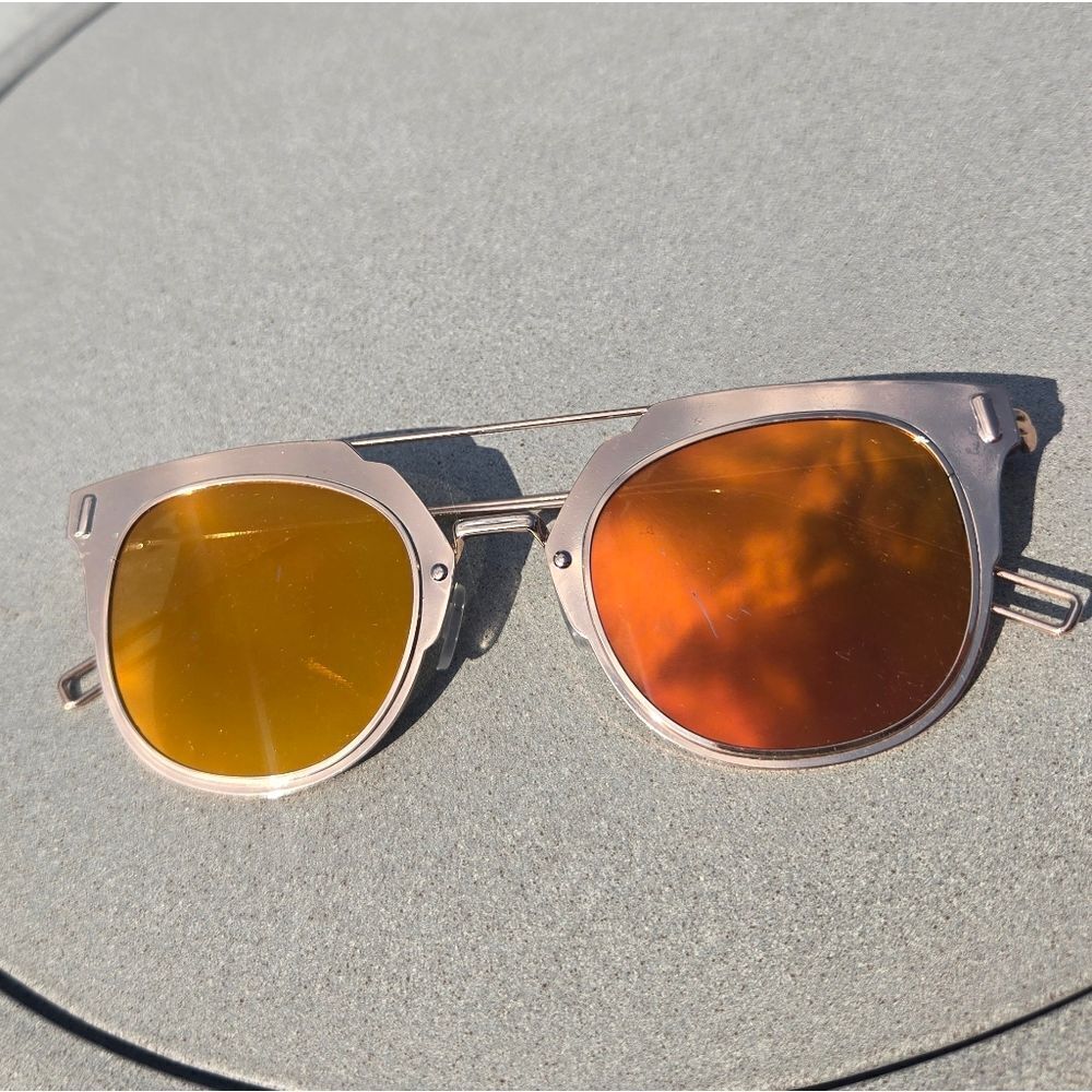 Rose Gold Frame Mirror Lens Sunglasses Classic Cat Eye - Picture 3 of 7